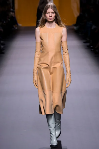 Look 22